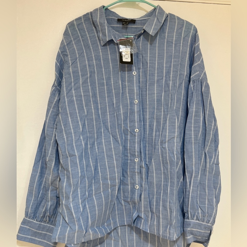 Women’s size 12 top